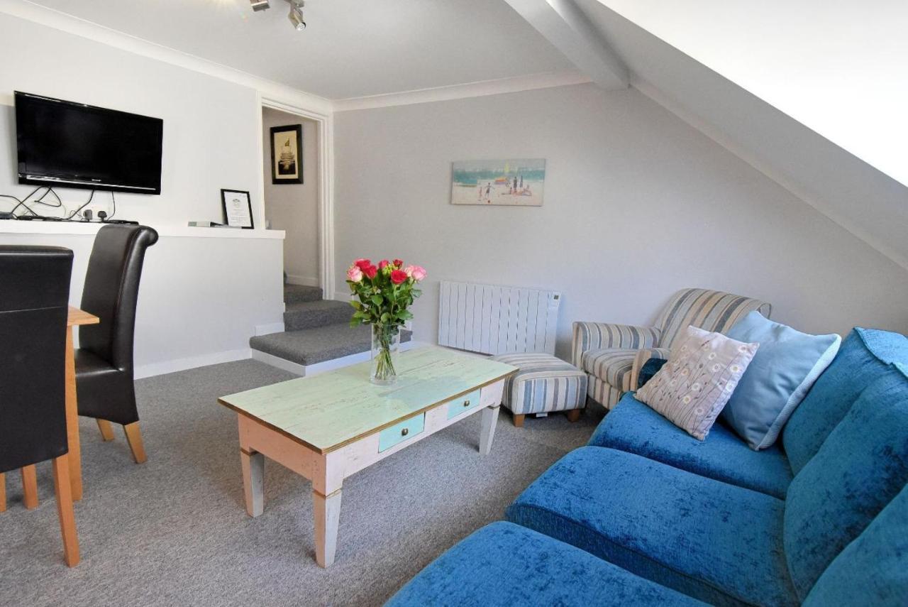 The Retreat Apartment Lyme Regis Exterior foto